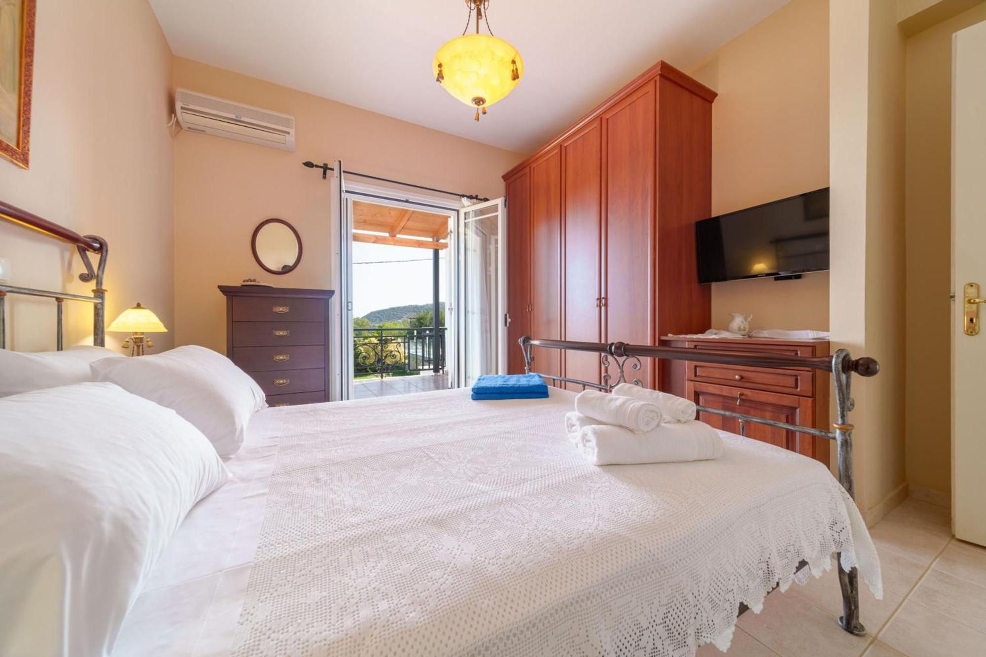 Iphigenia Apartments At Κατελειός Εξωτερικό φωτογραφία